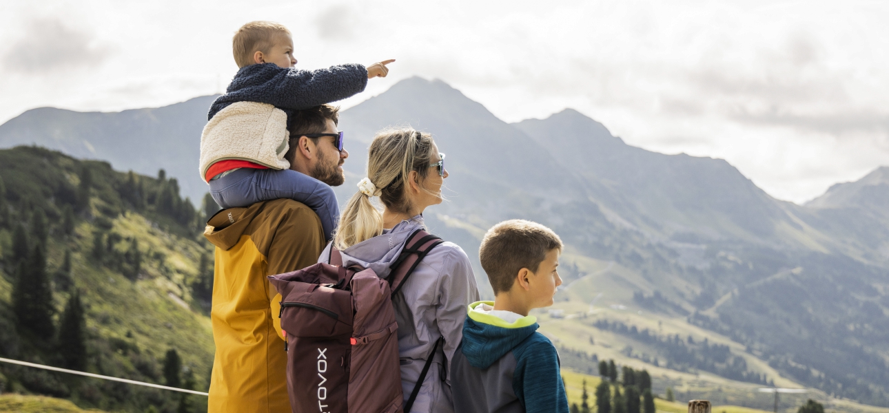 Zwischen Gipfeln und Wasserfall: Familienwanderungen in Obertauern – Großes Bergfest am 22. August